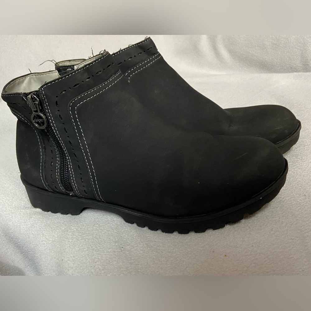JSport Ankle Boots